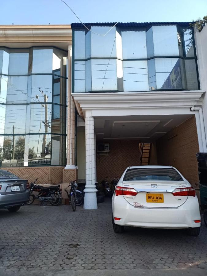 Hotel Pak Continental Multan Exterior foto